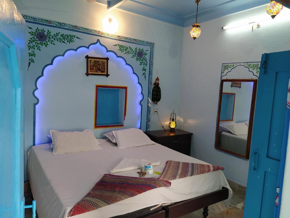Hotel Bharatpur Palace Pushkar Exteriör bild